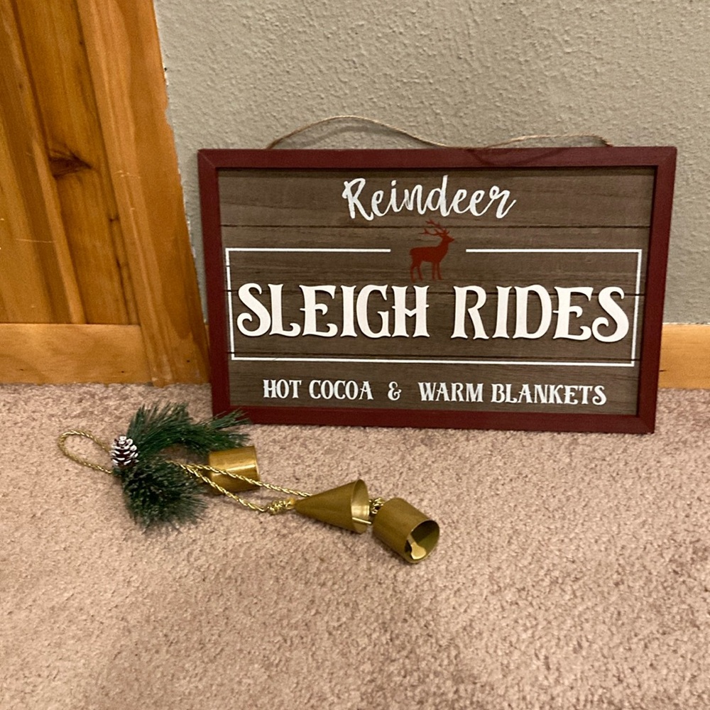 Bundle of Two Christmas House Dorm Decorations
